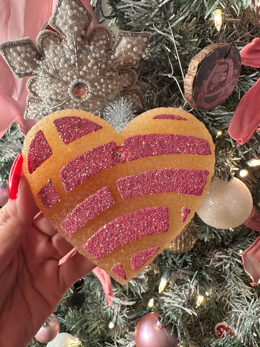 Heart concha freshie